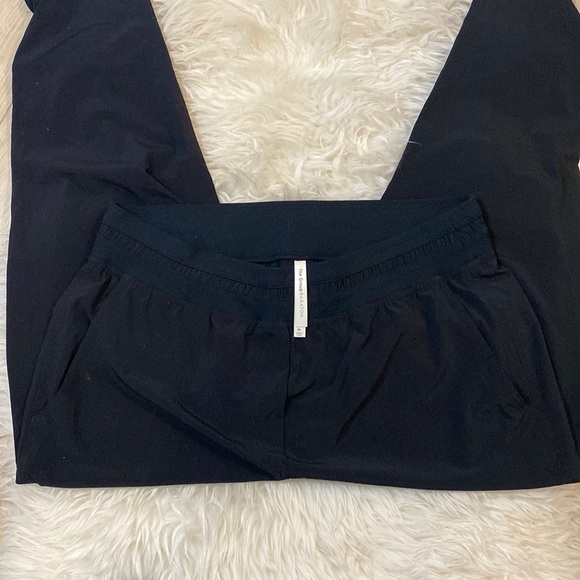 Babaton Lounge Pants - Picture 2 of 5